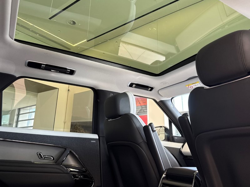 2024 (73) LAND ROVER RANGE ROVER SPORT 3.0 D300 Dynamic SE 5dr Auto 5303692