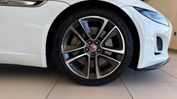 2021 (21) JAGUAR F-TYPE 2.0 P300 R-Dynamic 2dr Auto 5317365