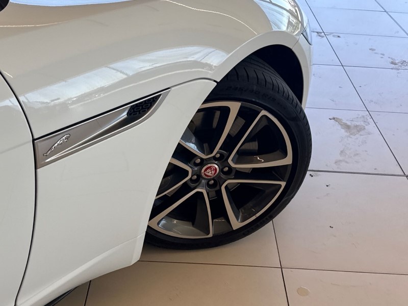 2021 (21) JAGUAR F-TYPE 2.0 P300 R-Dynamic 2dr Auto 5317402