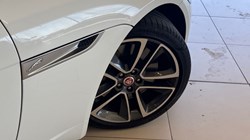 2021 (21) JAGUAR F-TYPE 2.0 P300 R-Dynamic 2dr Auto 5317402