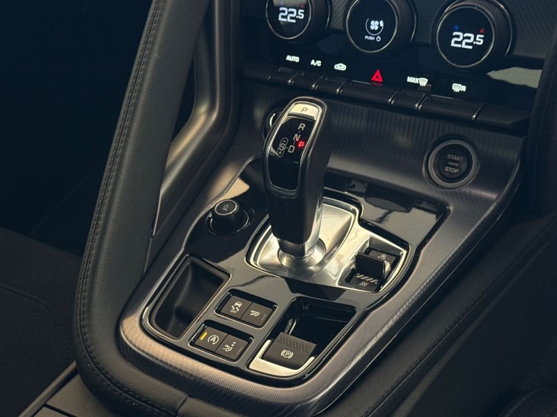 2021 (21) JAGUAR F-TYPE 2.0 P300 R-Dynamic 2dr Auto 5317370