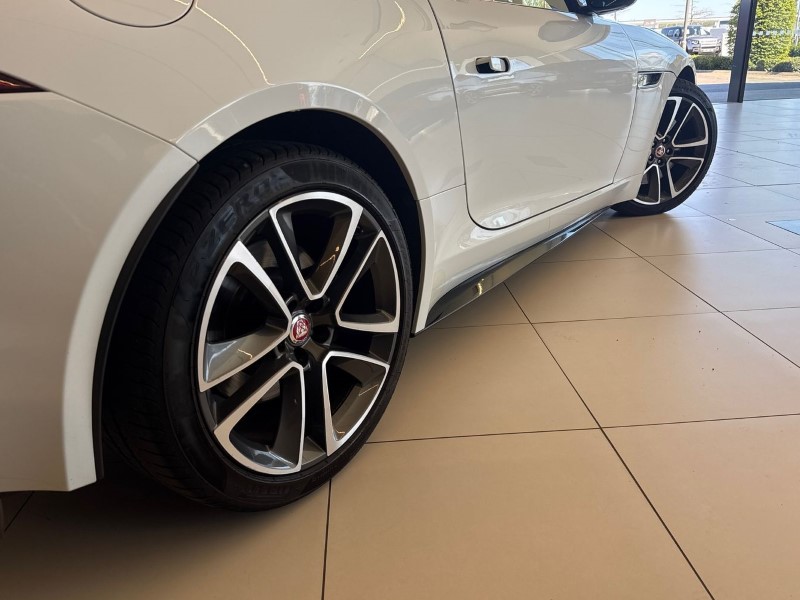 2021 (21) JAGUAR F-TYPE 2.0 P300 R-Dynamic 2dr Auto 5317401