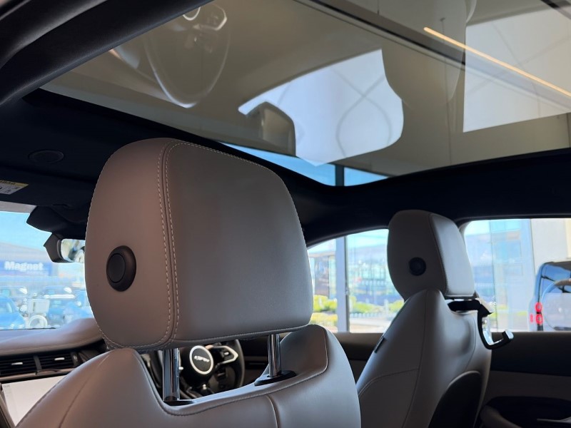 2023 (23) JAGUAR E-PACE 1.5 P300e R-Dynamic HSE 5dr Auto 5323037