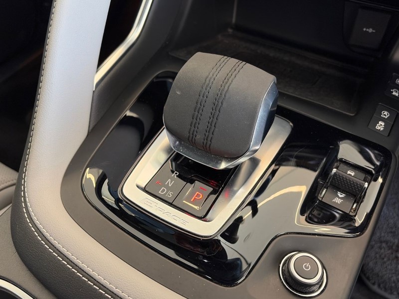 2023 (23) JAGUAR E-PACE 1.5 P300e R-Dynamic HSE 5dr Auto 5323029