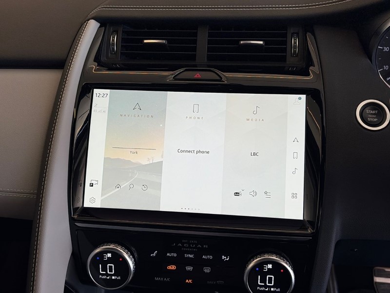 2023 (23) JAGUAR E-PACE 1.5 P300e R-Dynamic HSE 5dr Auto 5323045