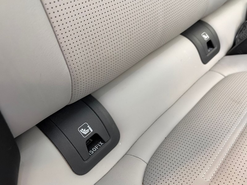 2023 (23) JAGUAR E-PACE 1.5 P300e R-Dynamic HSE 5dr Auto 5323055