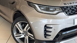 2023 (23) LAND ROVER DISCOVERY 3.0 D300 R-Dynamic HSE 5dr Auto 5315219