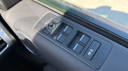 2023 (23) LAND ROVER DISCOVERY 3.0 D300 R-Dynamic HSE 5dr Auto 5315200