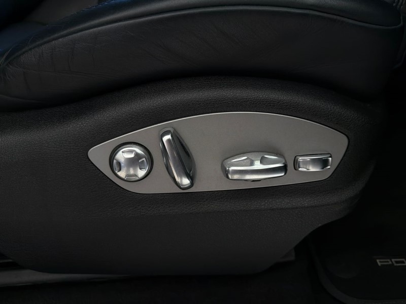 2019 (69) PORSCHE MACAN Turbo 5dr PDK 5303438