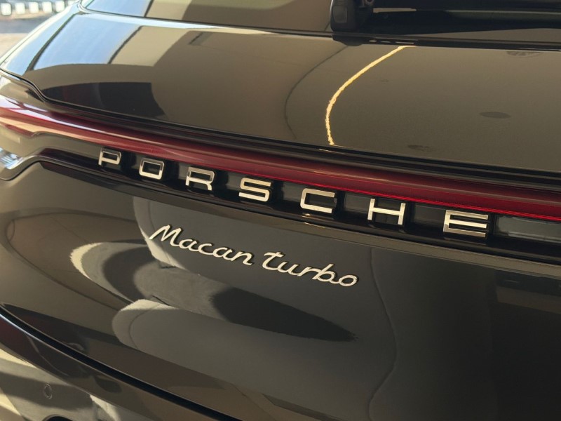 2019 (69) PORSCHE MACAN Turbo 5dr PDK 5303455