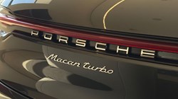 2019 (69) PORSCHE MACAN Turbo 5dr PDK 5303455