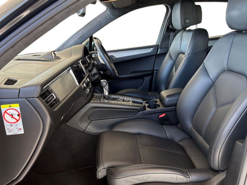 2019 (69) PORSCHE MACAN Turbo 5dr PDK 5303418