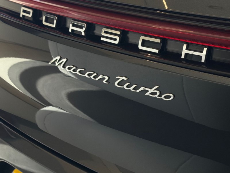 2019 (69) PORSCHE MACAN Turbo 5dr PDK 5303456
