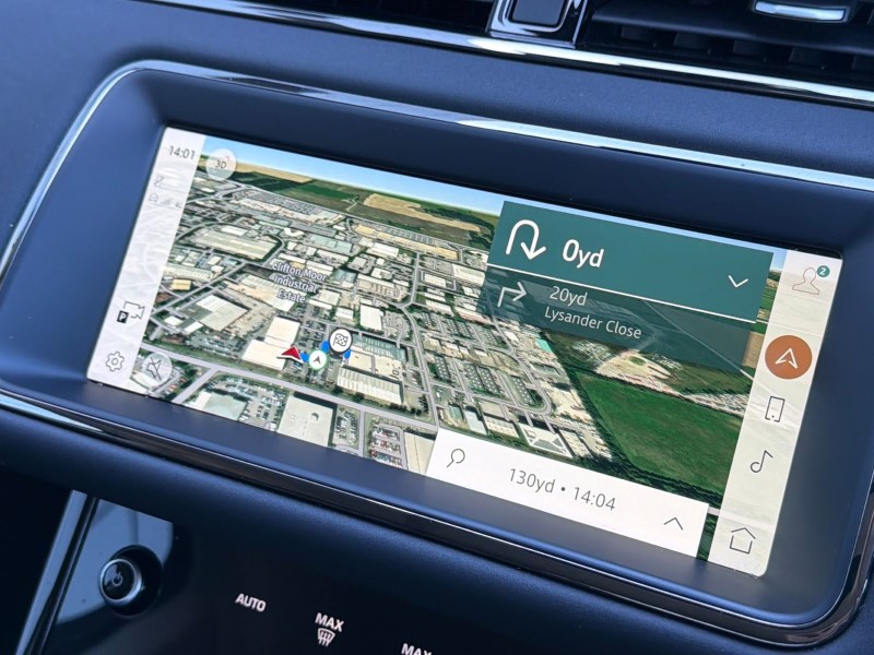 2022 (22) LAND ROVER RANGE ROVER EVOQUE 1.5 P300e R-Dynamic SE 5dr Auto 5329482