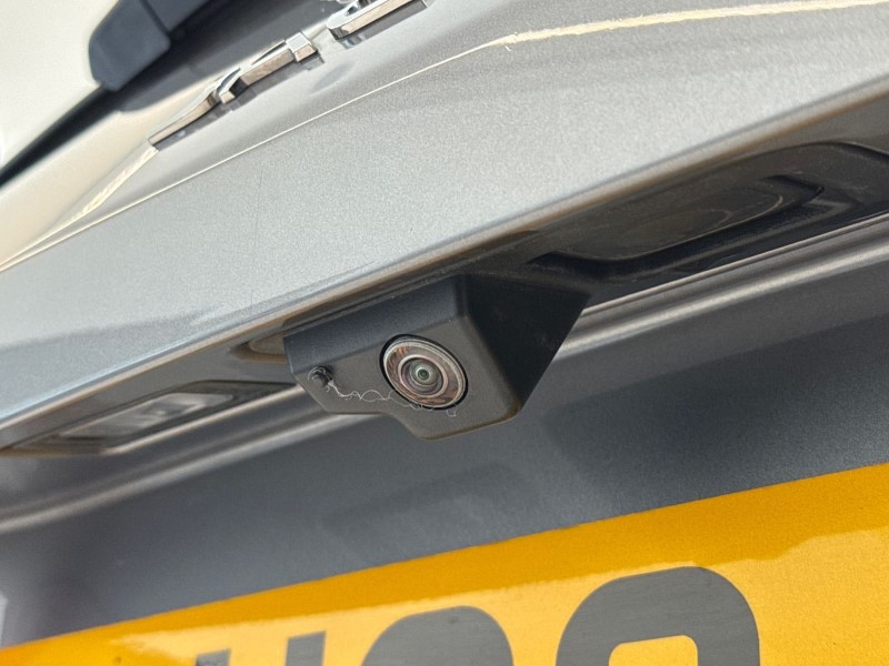 2022 (22) JAGUAR F-PACE 2.0 D200 S 5dr Auto AWD 5328893