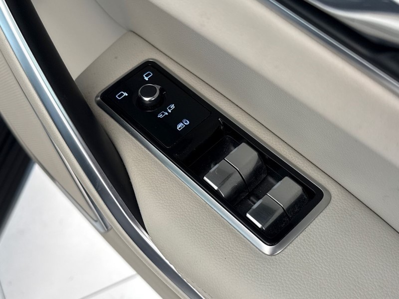 2022 (22) JAGUAR F-PACE 2.0 D200 S 5dr Auto AWD 5328875