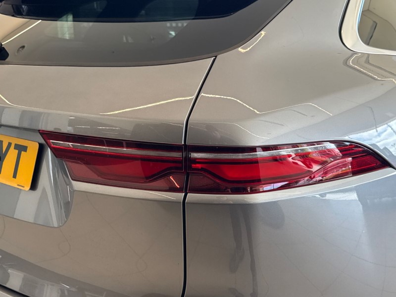 2022 (22) JAGUAR F-PACE 2.0 D200 S 5dr Auto AWD 5328899