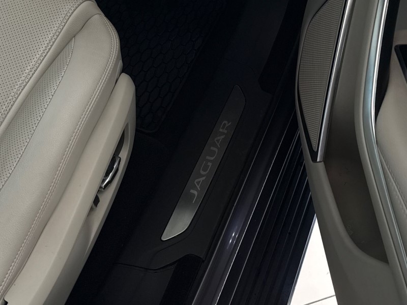 2022 (22) JAGUAR F-PACE 2.0 D200 S 5dr Auto AWD 5328890
