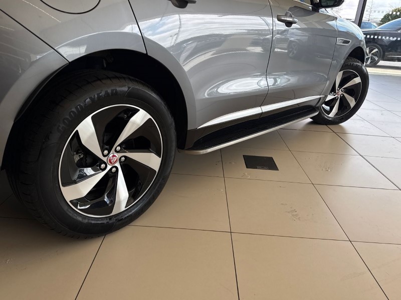 2022 (22) JAGUAR F-PACE 2.0 D200 S 5dr Auto AWD 5328900