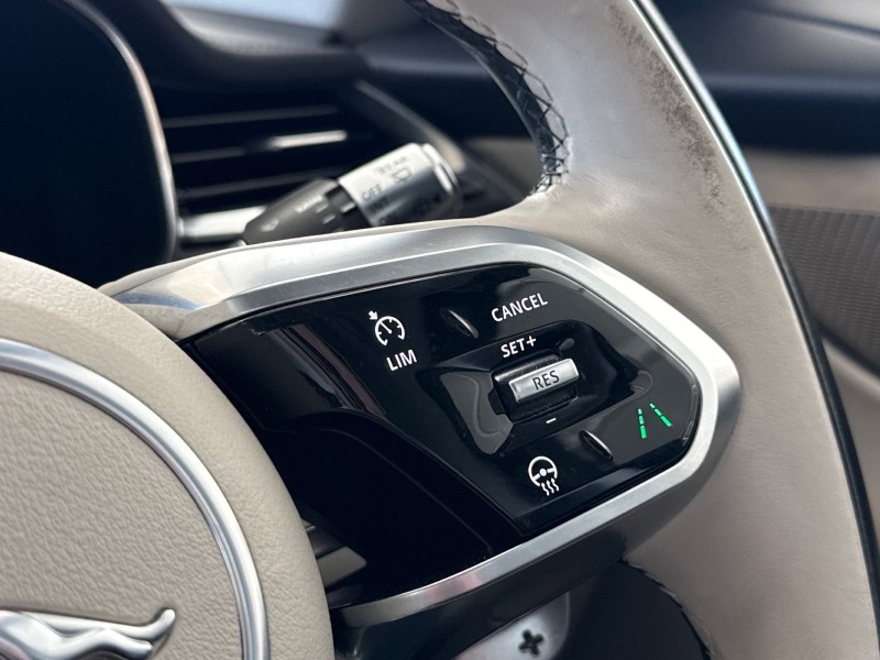 2022 (22) JAGUAR F-PACE 2.0 D200 S 5dr Auto AWD 5328881