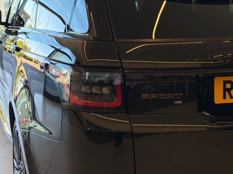 2022 (22) LAND ROVER RANGE ROVER SPORT 3.0 D300 HSE Dynamic Black 5dr Auto 5331196