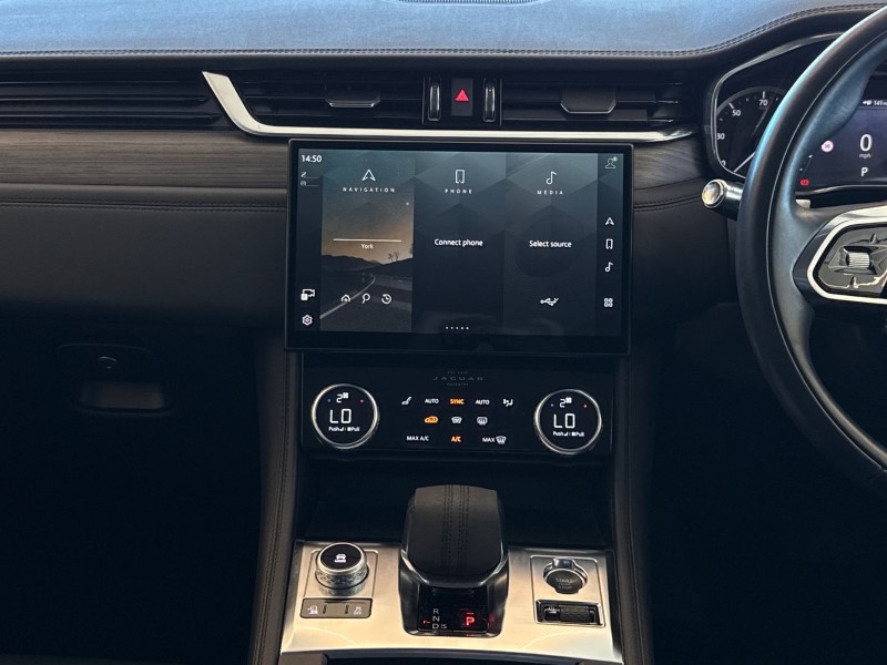 2022 (22) JAGUAR F-PACE 2.0 D200 S 5dr Auto AWD 5330684