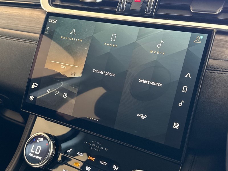 2022 (22) JAGUAR F-PACE 2.0 D200 S 5dr Auto AWD 5330699