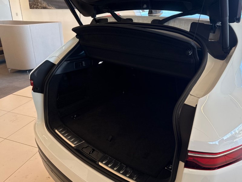 2022 (22) JAGUAR F-PACE 2.0 D200 S 5dr Auto AWD 5330708