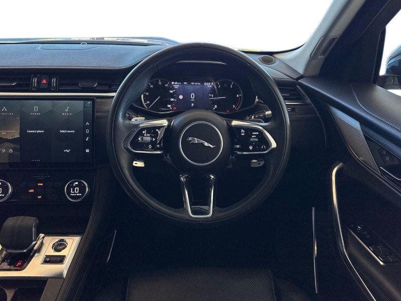 2022 (22) JAGUAR F-PACE 2.0 D200 S 5dr Auto AWD 5330685