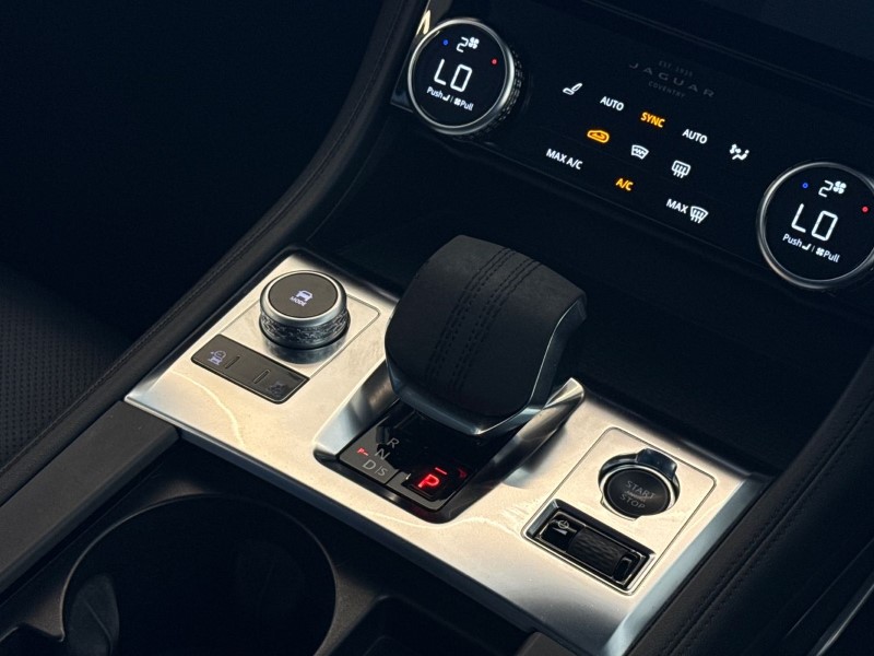 2022 (22) JAGUAR F-PACE 2.0 D200 S 5dr Auto AWD 5330683