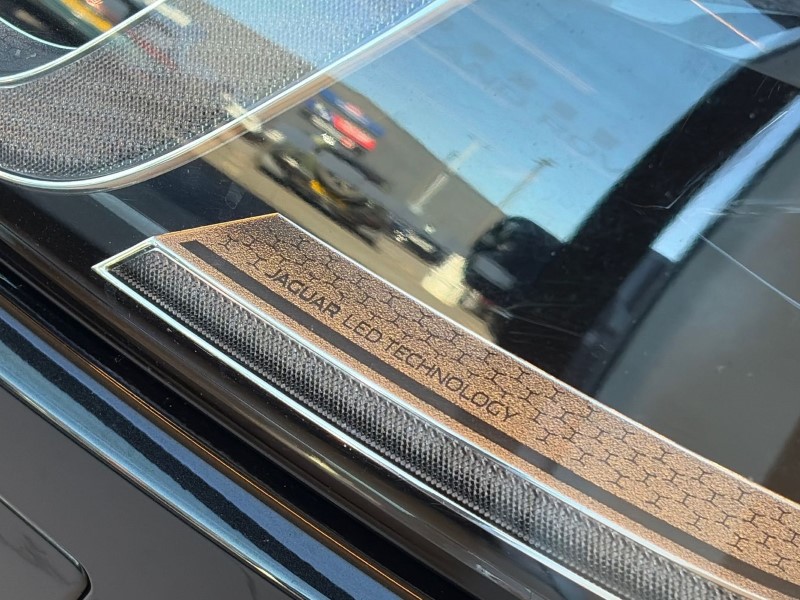 2023 (23) JAGUAR F-PACE 2.0 P400e R-Dynamic SE 5dr Auto AWD 5330368