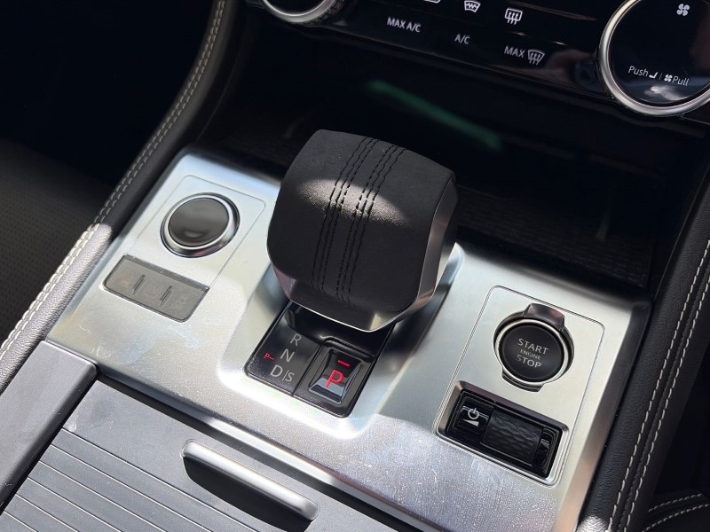 2023 (23) JAGUAR F-PACE 2.0 P400e R-Dynamic SE 5dr Auto AWD 5330325