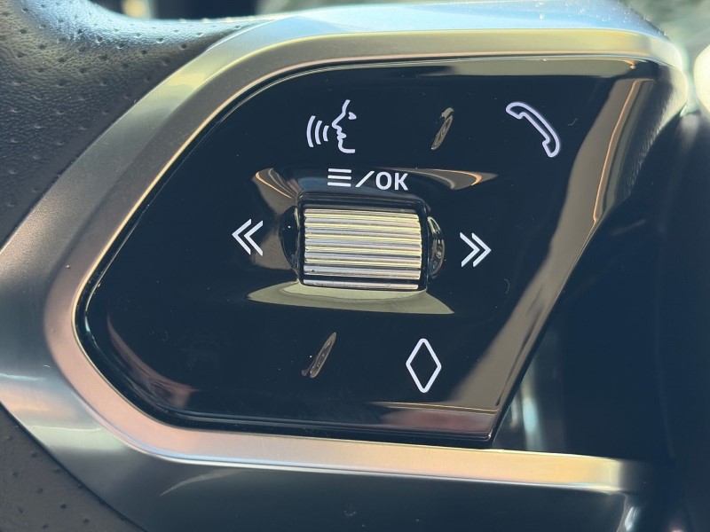 2023 (23) JAGUAR F-PACE 2.0 P400e R-Dynamic SE 5dr Auto AWD 5330338