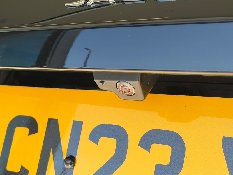 2023 (23) JAGUAR F-PACE 2.0 P400e R-Dynamic SE 5dr Auto AWD 5330353