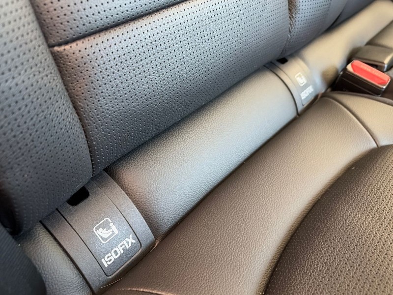 2023 (23) JAGUAR F-PACE 2.0 P400e R-Dynamic SE 5dr Auto AWD 5330349