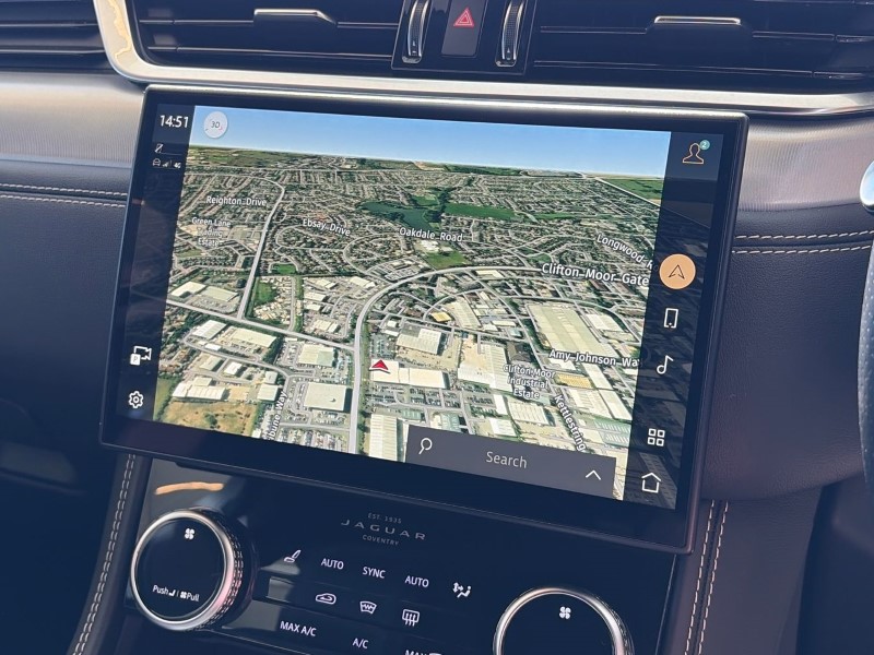 2023 (23) JAGUAR F-PACE 2.0 P400e R-Dynamic SE 5dr Auto AWD 5330341