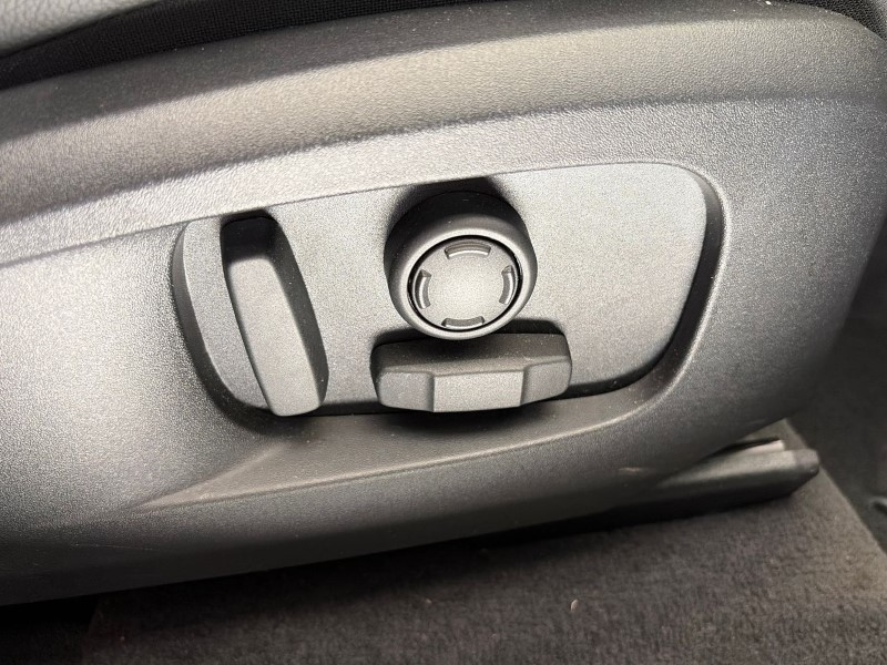 2023 (23) JAGUAR F-PACE 2.0 P400e R-Dynamic SE 5dr Auto AWD 5330335