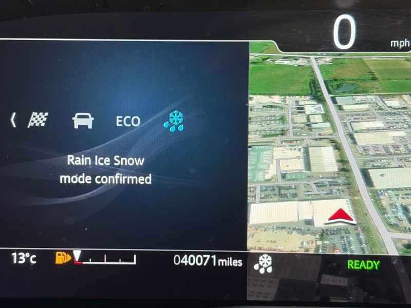 2023 (23) JAGUAR F-PACE 2.0 P400e R-Dynamic SE 5dr Auto AWD 5330345