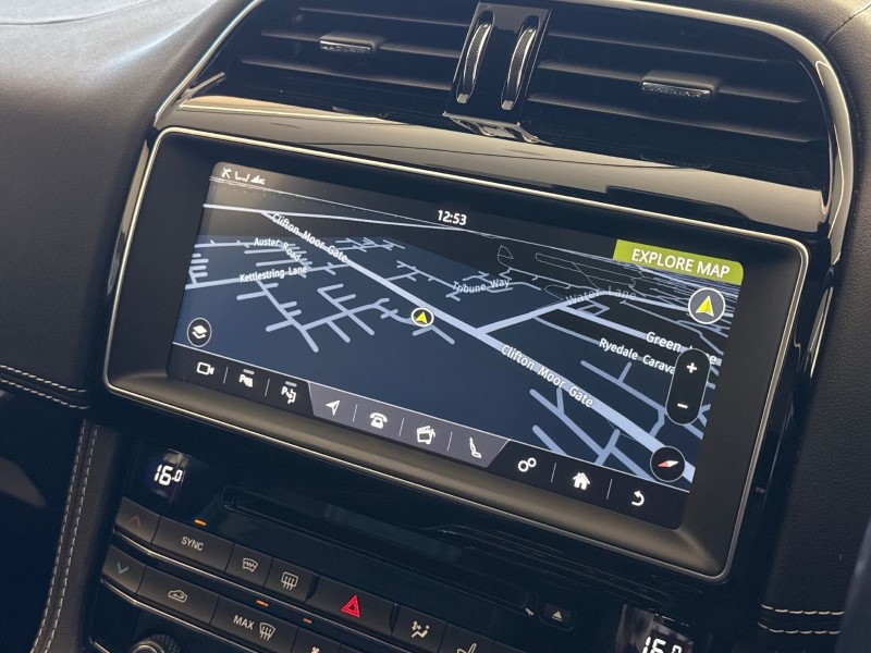 2021 (21) JAGUAR F-PACE 2.0d [180] Chequered Flag 5dr Auto AWD 5322449