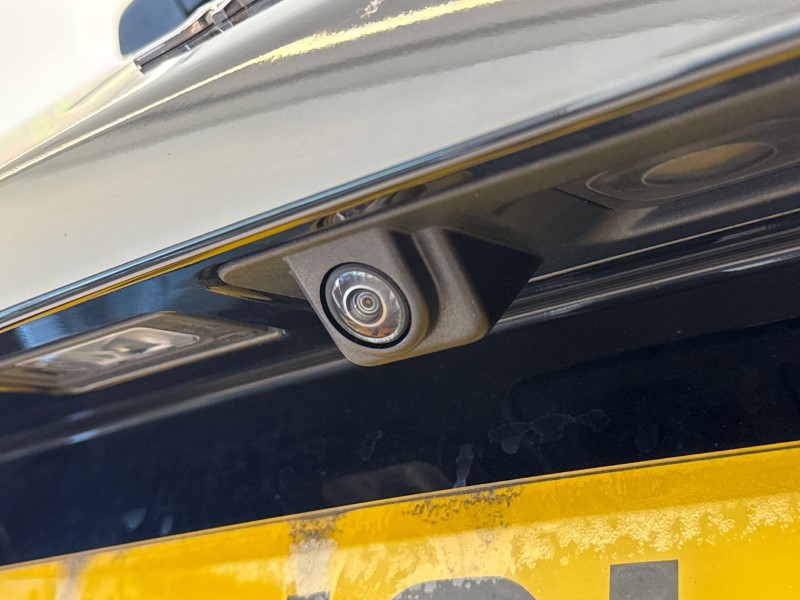 2021 (21) JAGUAR F-PACE 2.0d [180] Chequered Flag 5dr Auto AWD 5322428