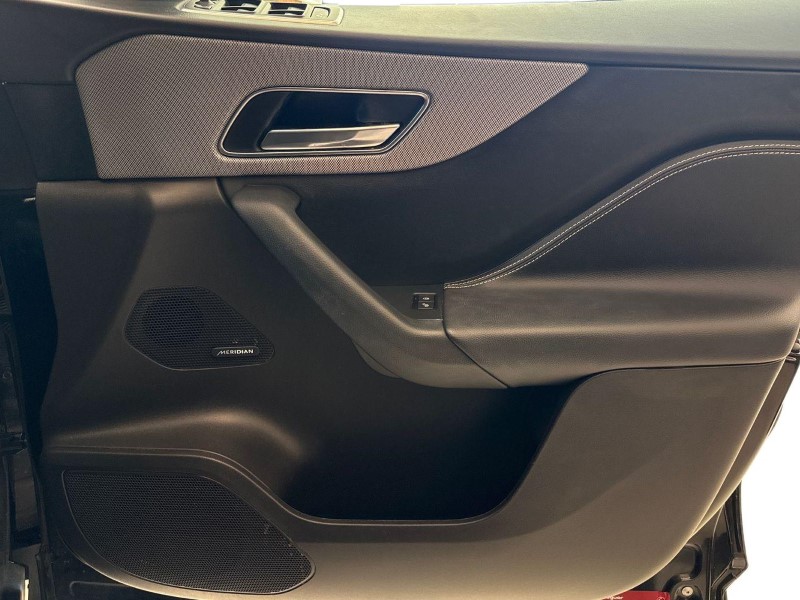 2021 (21) JAGUAR F-PACE 2.0d [180] Chequered Flag 5dr Auto AWD 5322410