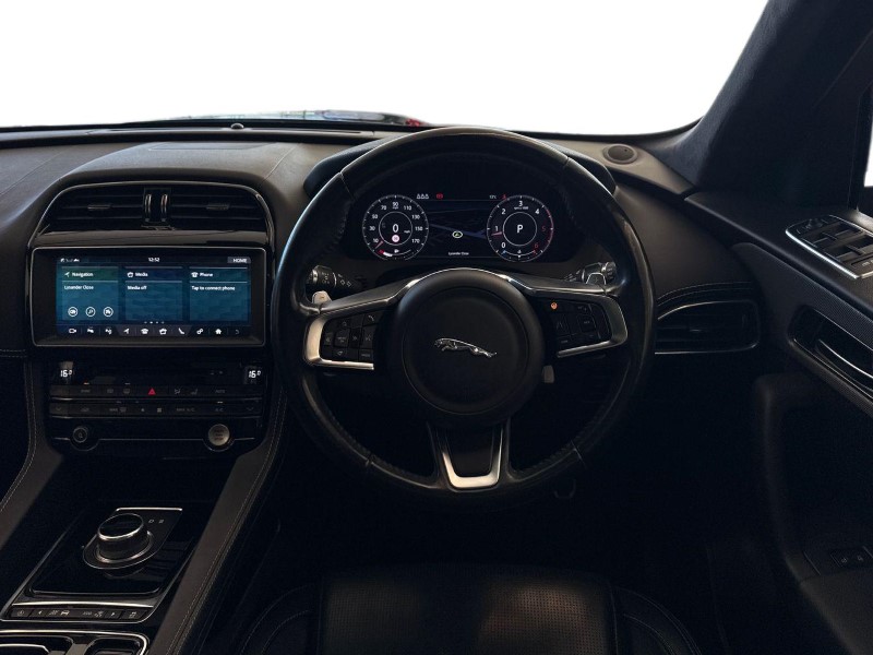 2021 (21) JAGUAR F-PACE 2.0d [180] Chequered Flag 5dr Auto AWD 5322453