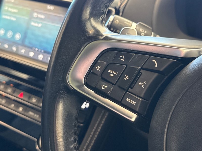 2021 (21) JAGUAR F-PACE 2.0d [180] Chequered Flag 5dr Auto AWD 5322466