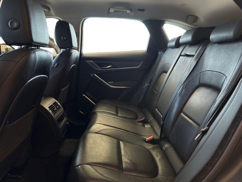 2022 (22) JAGUAR F-PACE 2.0 P400e S 5dr Auto AWD 5328947