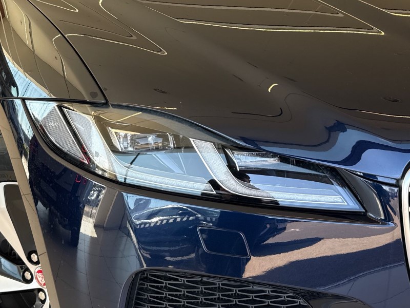 2022 (22) JAGUAR F-PACE 2.0 P400e S 5dr Auto AWD 5328960