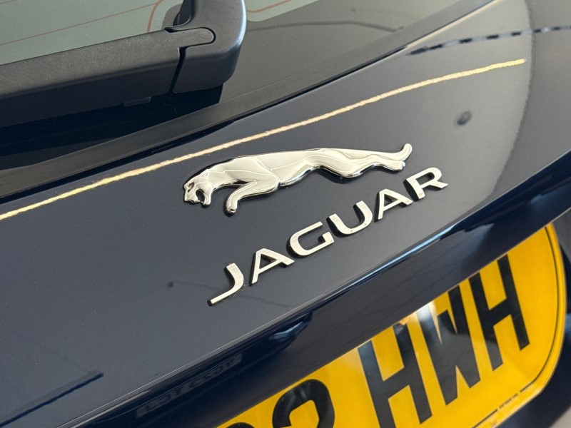 2022 (22) JAGUAR F-PACE 2.0 P400e S 5dr Auto AWD 5328986