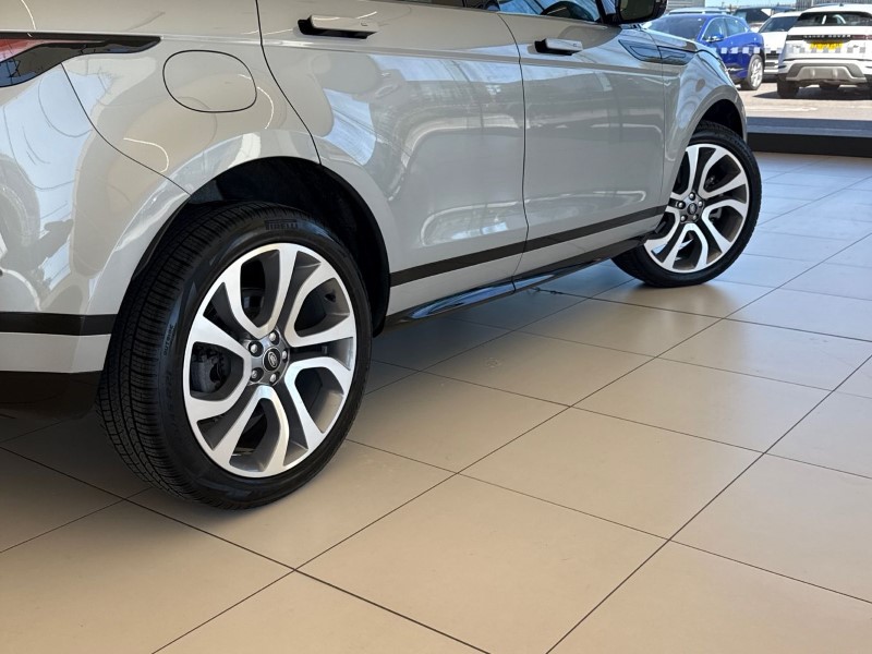2026 (26) LAND ROVER RANGE ROVER EVOQUE 2.0 P250 R-Dynamic HSE 5dr Auto 5352268