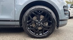 2021 (21) LAND ROVER RANGE ROVER EVOQUE 2.0 D165 R-Dynamic SE 5dr Auto 5561804