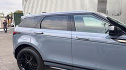 2021 (21) LAND ROVER RANGE ROVER EVOQUE 2.0 D165 R-Dynamic SE 5dr Auto 5561850
