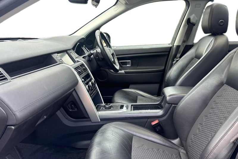 2019 (19) LAND ROVER DISCOVERY SPORT 2.0 TD4 180 SE Tech 5dr Auto 5551153